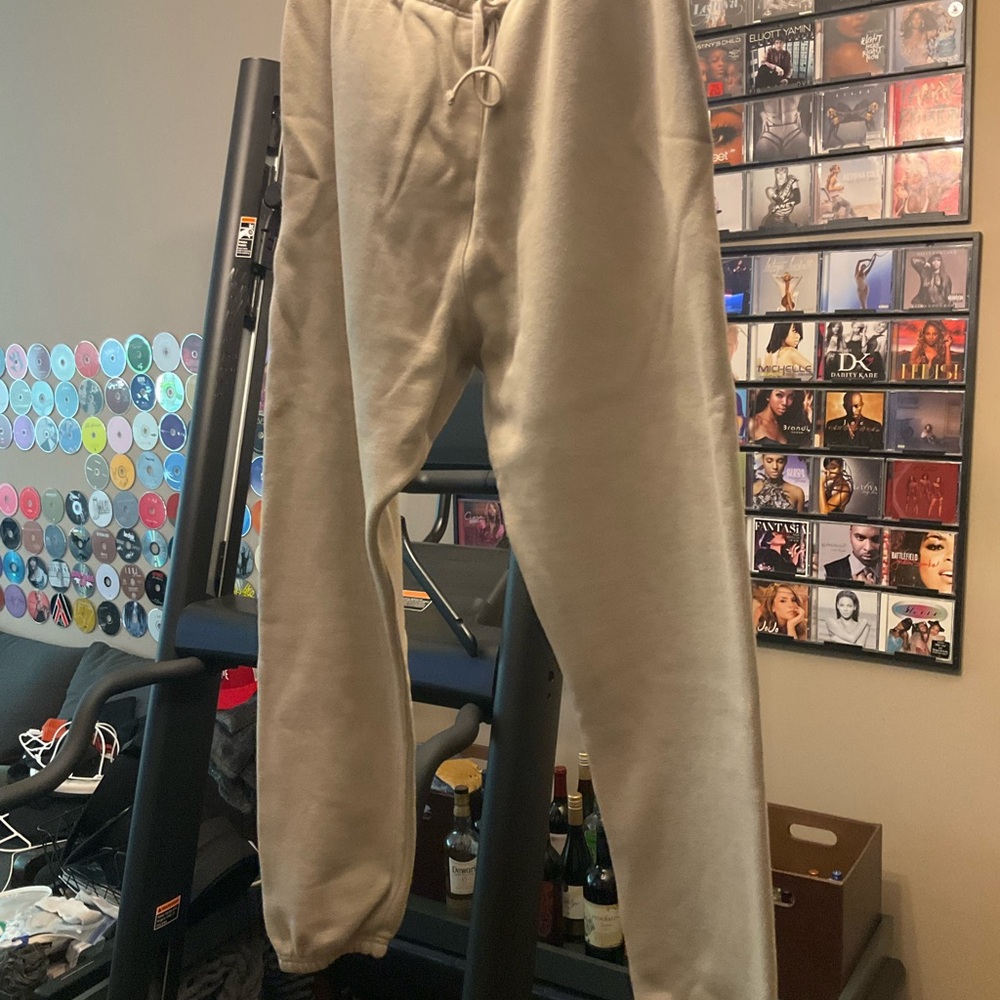 Fear of God Essentials Tan Neutral Sweatpants Large Khaki